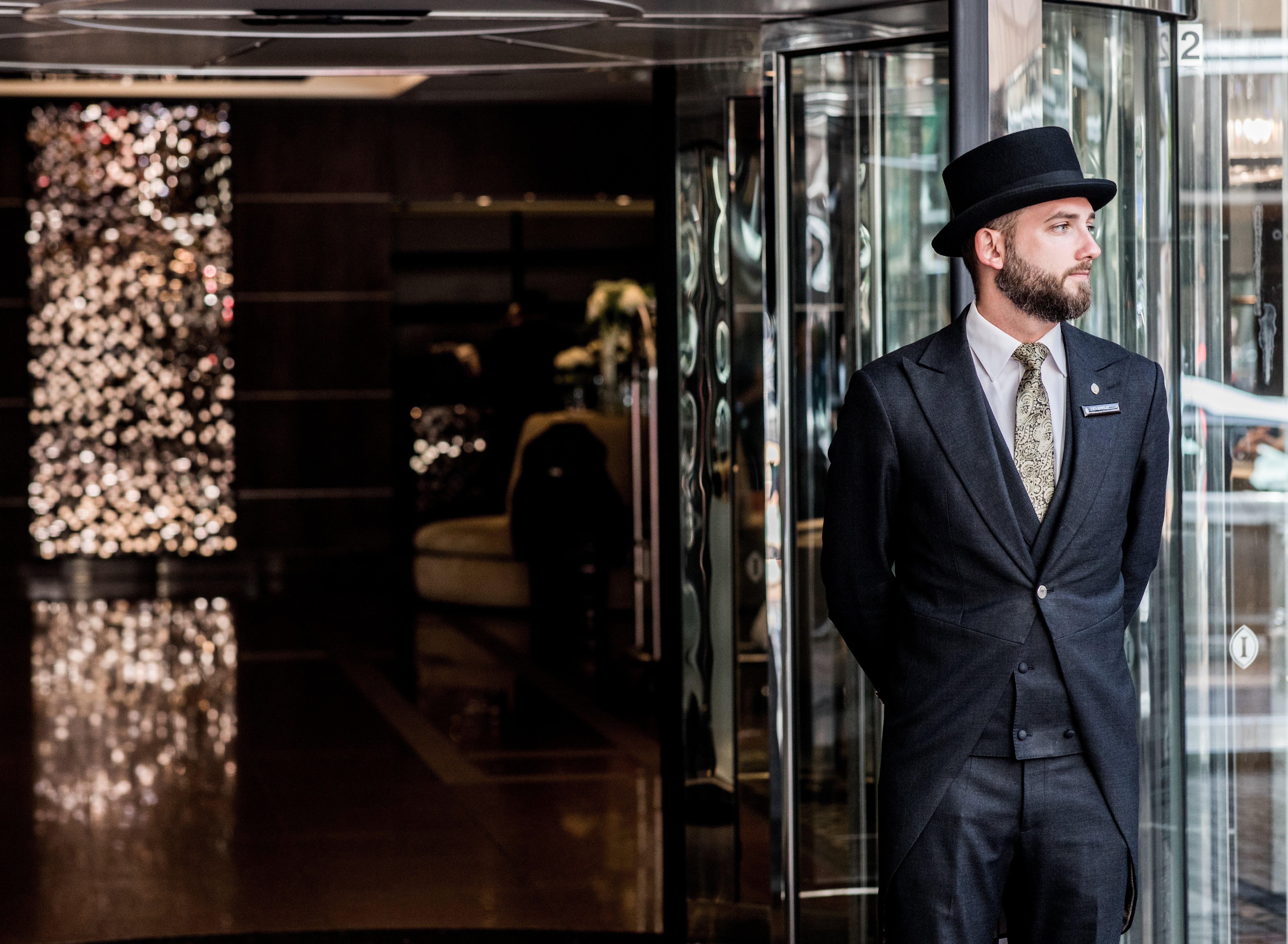 Intercontinental Wellington By Ihg Ξενοδοχείο Εξωτερικό φωτογραφία Concierge at the Mandarin Oriental, Munich