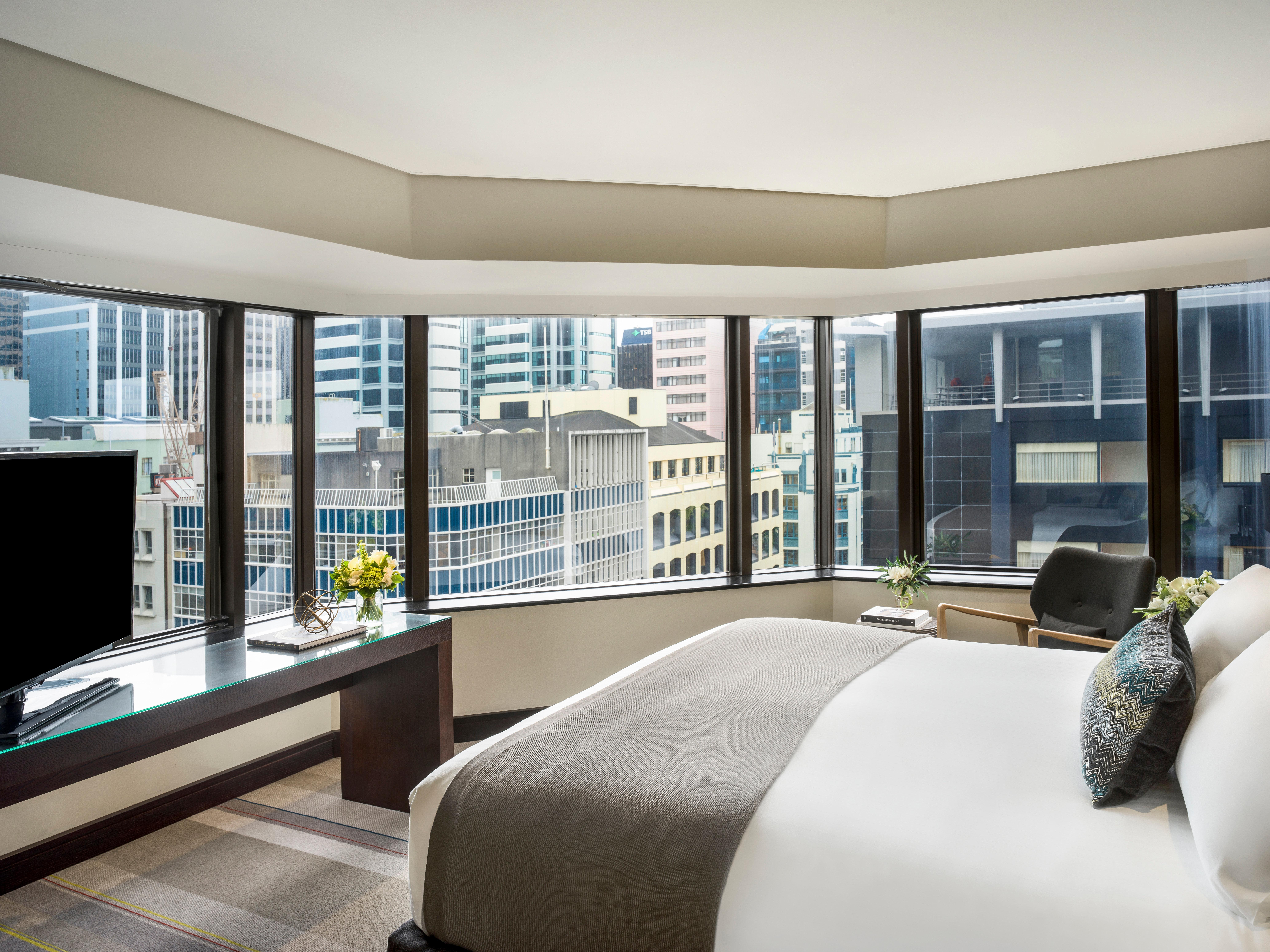 Intercontinental Wellington By Ihg Ξενοδοχείο Εξωτερικό φωτογραφία A bedroom at The Westin Hong Kong