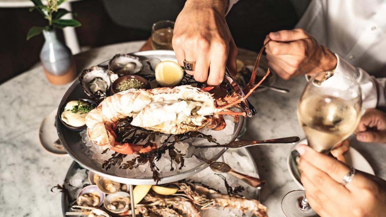 Intercontinental Wellington By Ihg Ξενοδοχείο Εξωτερικό φωτογραφία A seafood platter